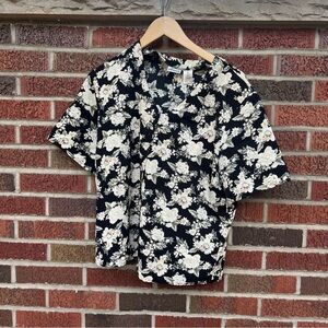 Anna Black and Cream Floral Collared Button Down Short Sleeve Shirt Top